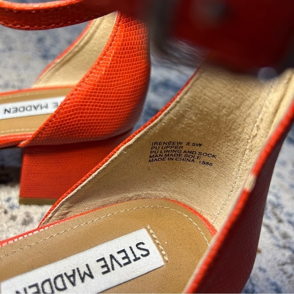 Steve Madden Irenee Orange Chunky Heel Strappy Sandals Size 8.5W - Picture 9 of 10
